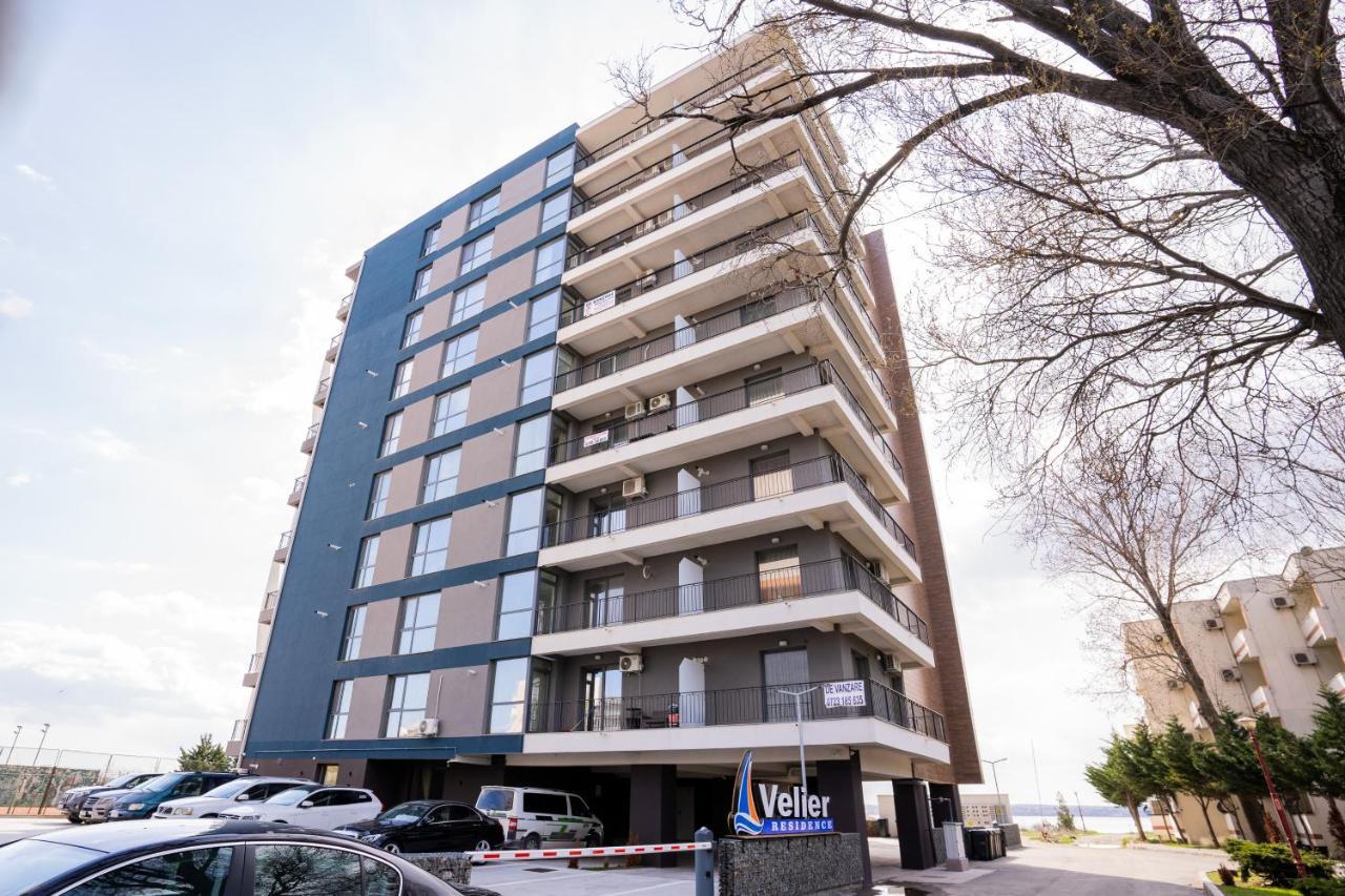 Velier Holiday Apartments Mamaia Bagian luar foto