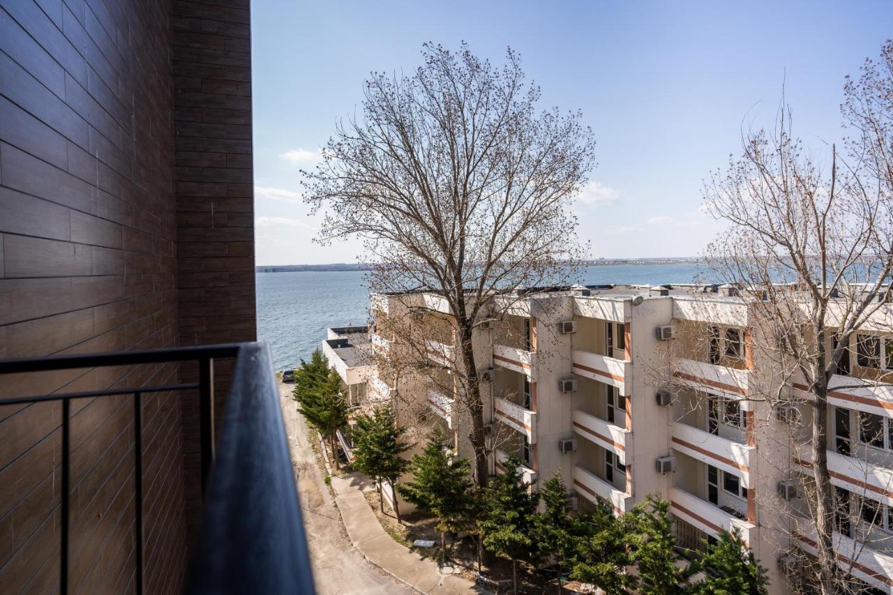 Velier Holiday Apartments Mamaia Bagian luar foto